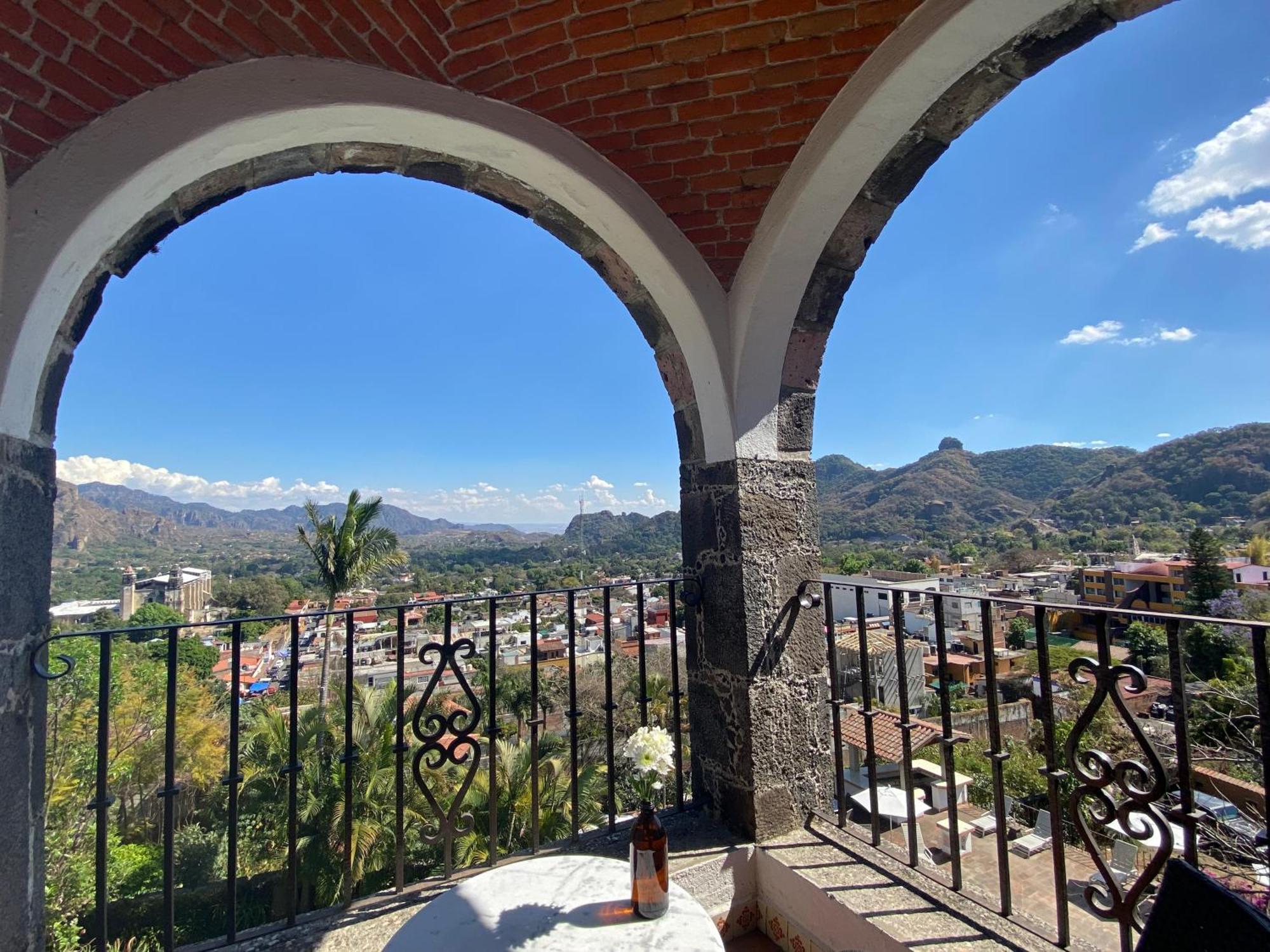Posada Del Tepozteco - Hotel & Gallery Tepoztlán Dış mekan fotoğraf